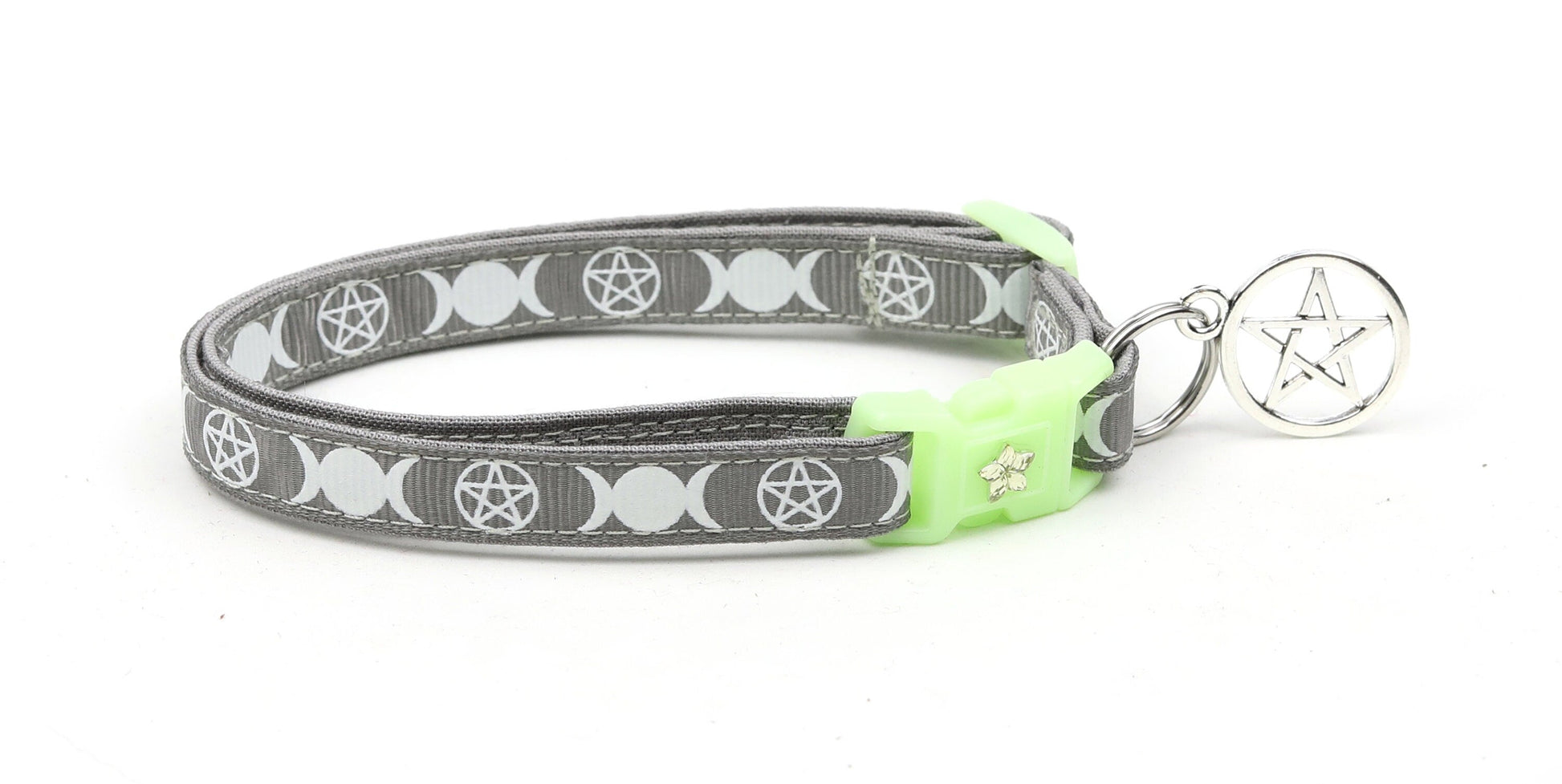 Witch's Familiar on Silver Cat Collar-4